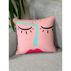 Декоративная подушка на диван "Деко" Лицо розовое