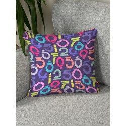 Декоративная подушка на диван "Деко" Цифры разноцветные